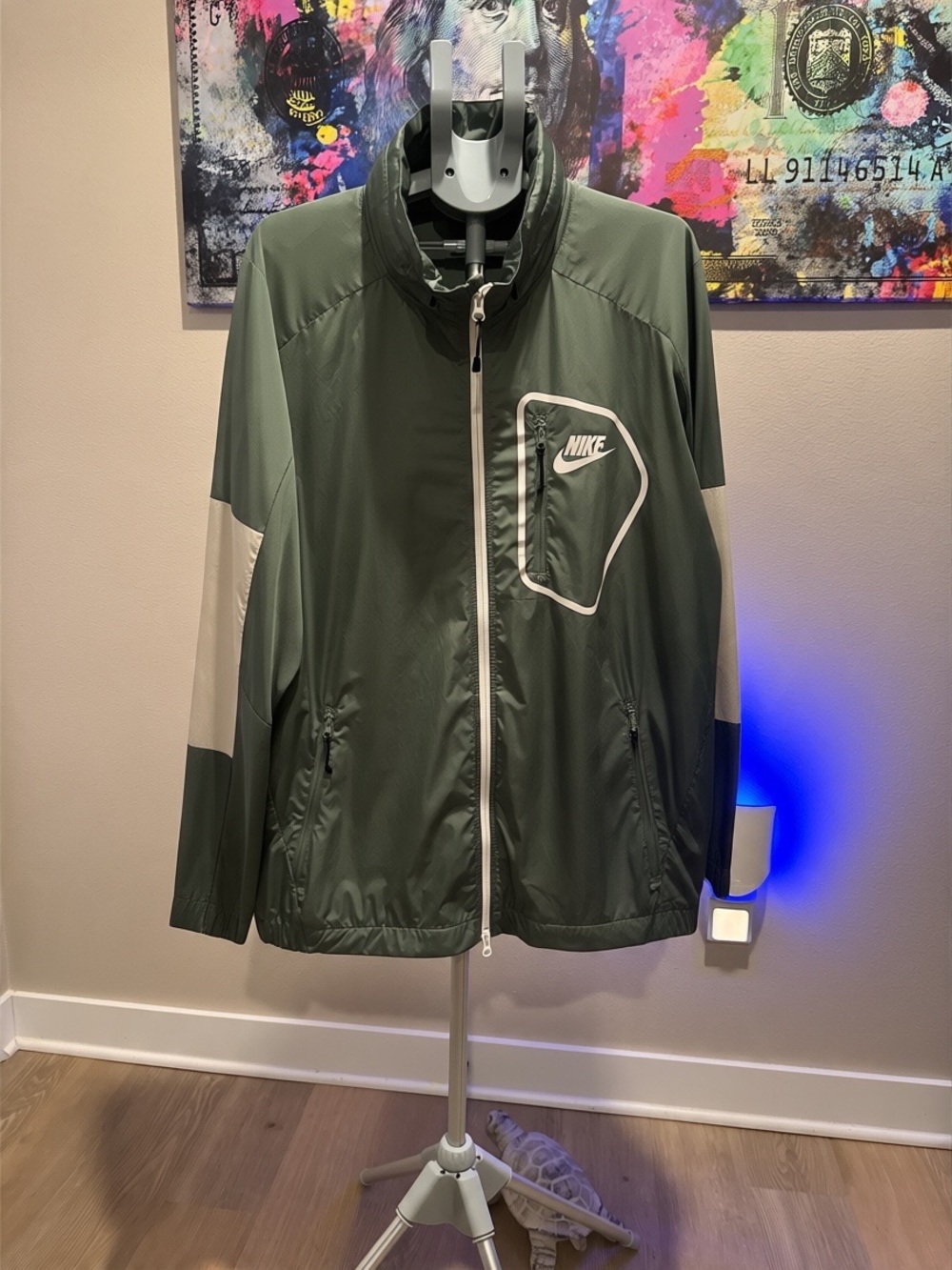 Nike Green and Cream Colorblock Windbreaker Jacket